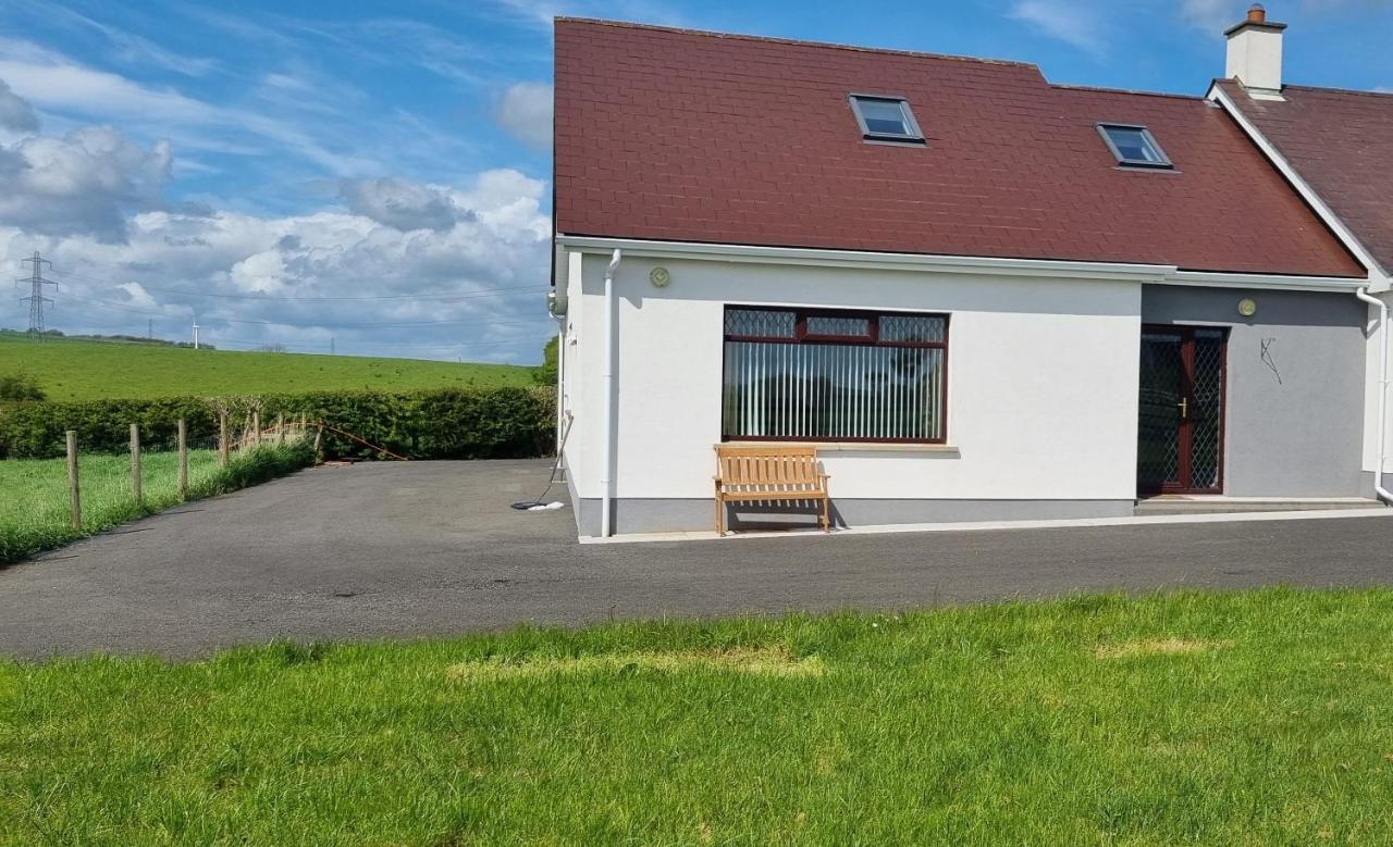 Grace'S Place With Hot Tub & Games Room Carrickfergus Esterno foto