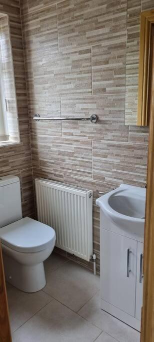 Grace'S Place With Hot Tub & Games Room Carrickfergus Esterno foto